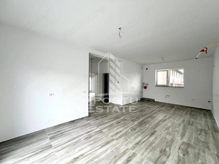 Casă cu 3 camere cu Teren 287 Mp în Sânandrei