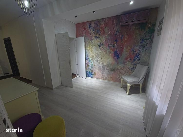 Casă cu 5 camere cu Teren 210 Mp în Coiciu