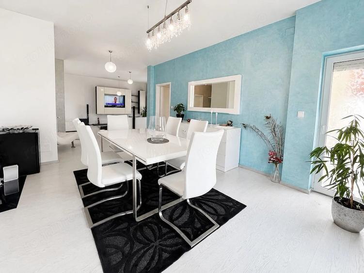 Apartament cu 3 camere decomandat în Lipovei
