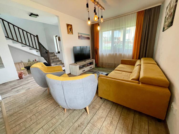 Casă cu 4 camere cu Teren 480 Mp în Horpaz