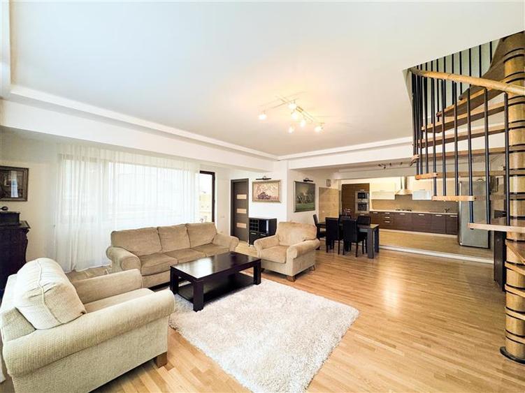 Apartament cu 3 camere decomandat, mobilat în Aviatorilor