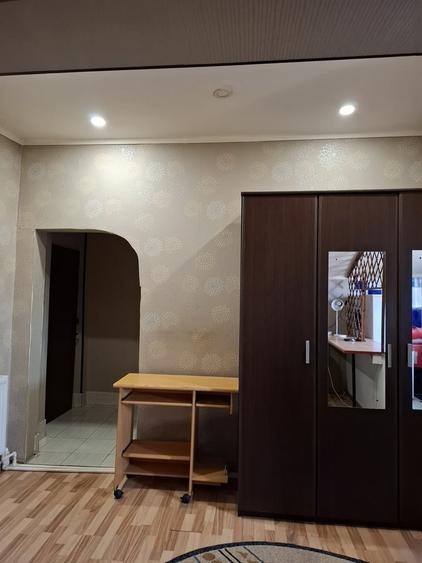 Garsonieră decomandată în Uverturii