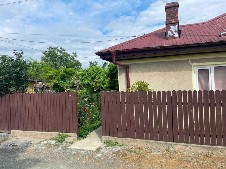 Casă cu 3 camere în Central