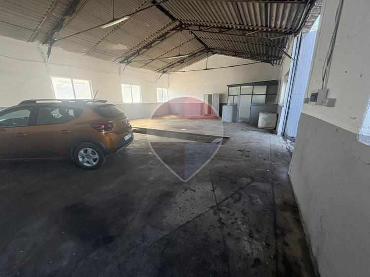Spațiu industrial, de 200 mp, în Bartolomeu