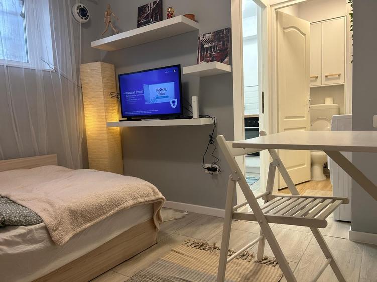 Apartament cu 3 camere decomandat în Dacia