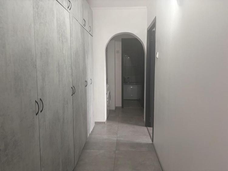 Apartament cu 2 camere decomandat în Alexandru Obregia