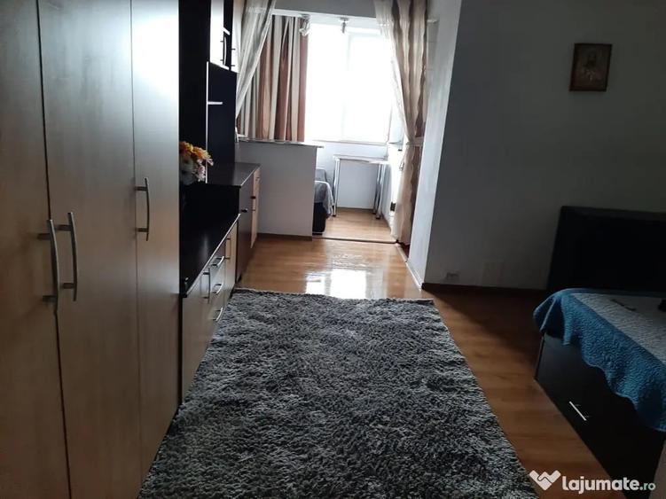 Garsonieră semidecomandată în Berceni