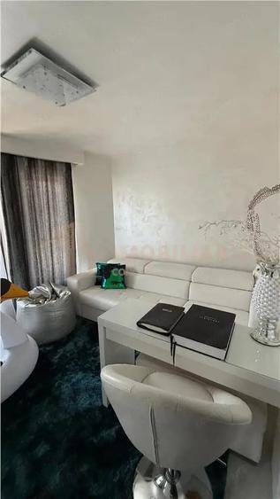 Apartament cu 2 camere decomandat în Independenței