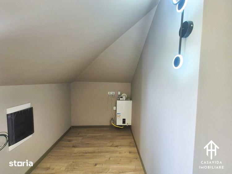 Apartament cu 3 camere în Coșteiu