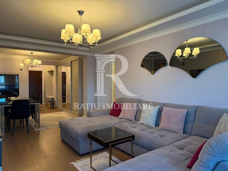 Apartament cu 3 camere decomandat, mobilat în Centru Civic