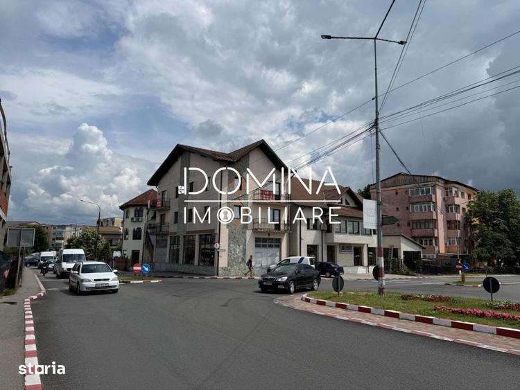 Spațiu comercial, de 300 mp, în Central