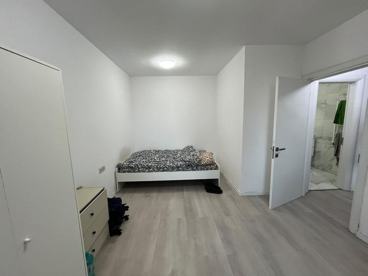 Casă cu 5 camere cu Canalizare în Otopeni