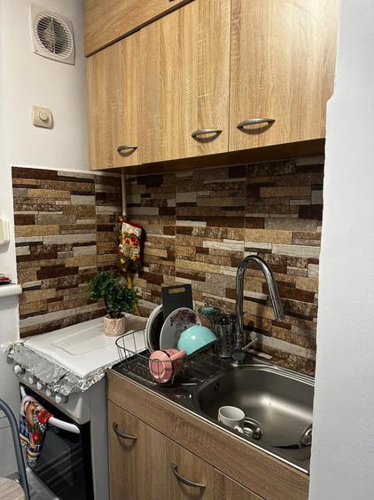 Apartament cu 2 camere, mobilat în Baicului