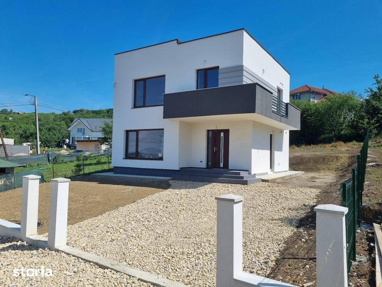 Casă cu 3 camere cu Teren 640 Mp în Central