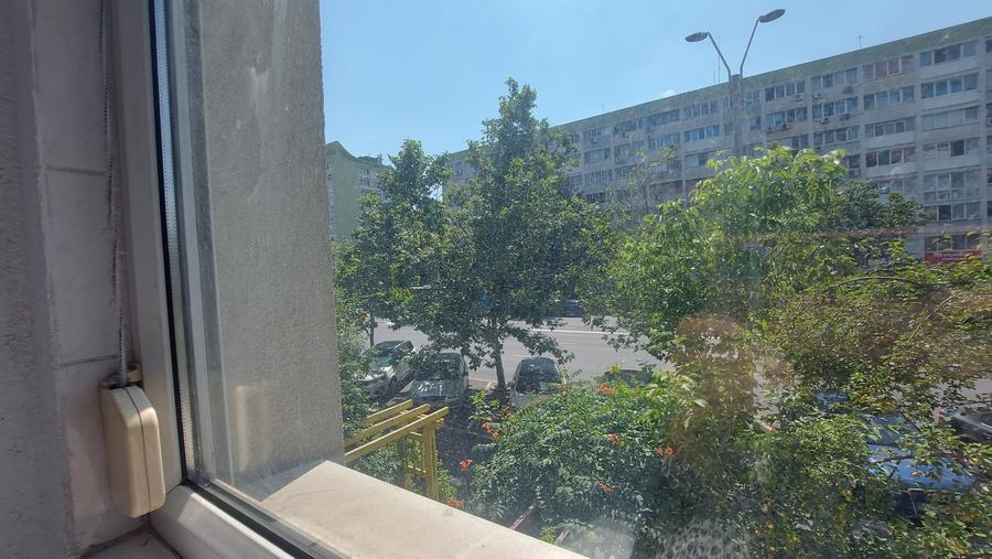 Apartament cu 2 camere decomandat în Cantemir