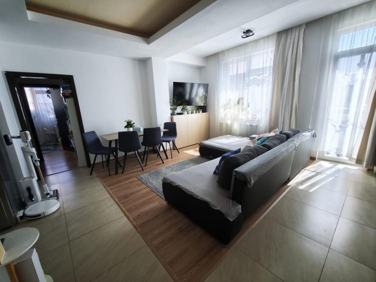 Apartament cu 3 camere decomandat, mobilat în Șagului
