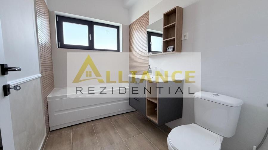 Casă individuală cu 3 camere cu Canalizare în Berceni