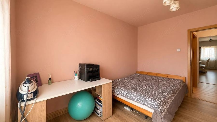 Apartament cu 3 camere în Fabric