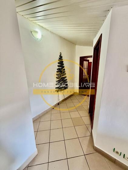Apartament cu 4 camere decomandat, mobilat în Central