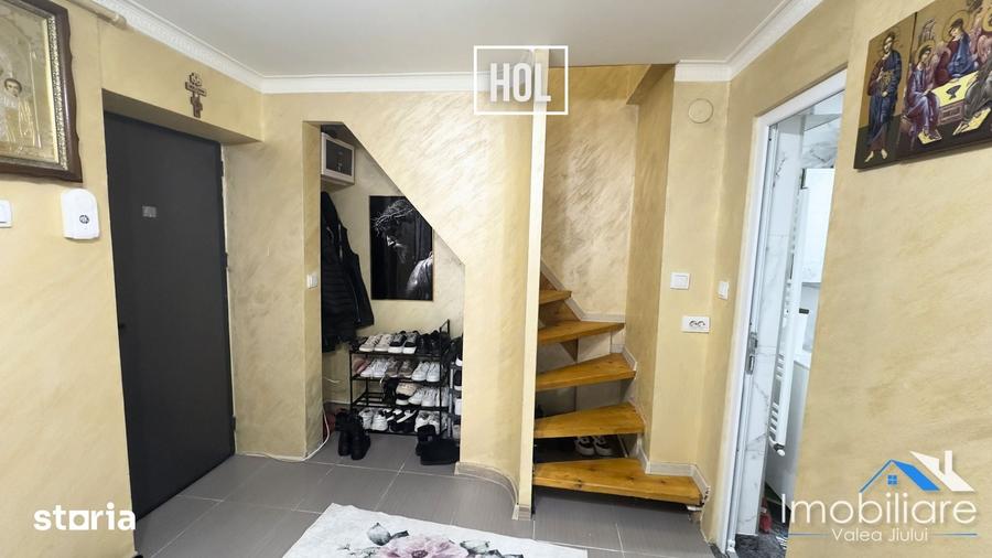 Apartament cu 4 camere în Petros