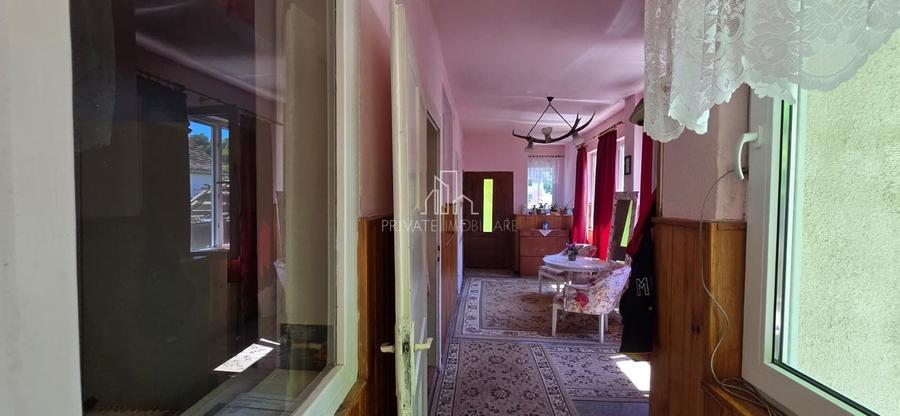Casă individuală cu 4 camere cu Canalizare în Nord