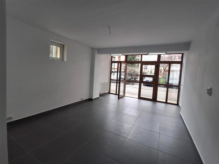 Spatiu comercial 22mp zona Rahovei - 1