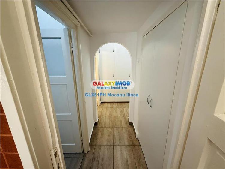 Apartament cu 3 camere semidecomandat, mobilat în Sud