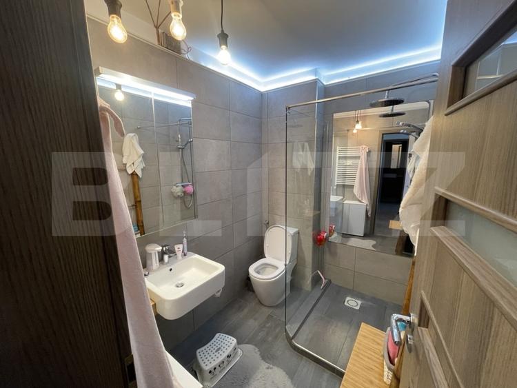 Apartament cu 3 camere decomandat, mobilat în Nufărul