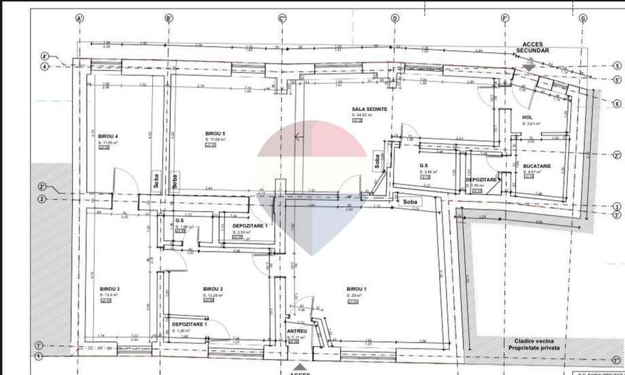 Apartament cu 5 camere în Central