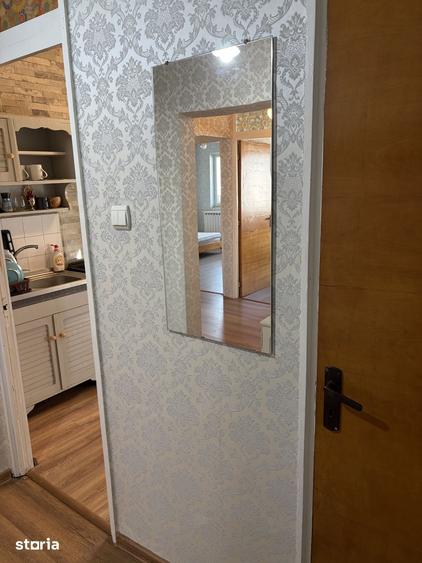 Apartament cu 3 camere decomandat în Giurgiului