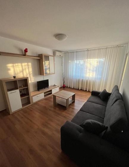 Apartament cu 2 camere decomandat, mobilat în Brâncoveanu