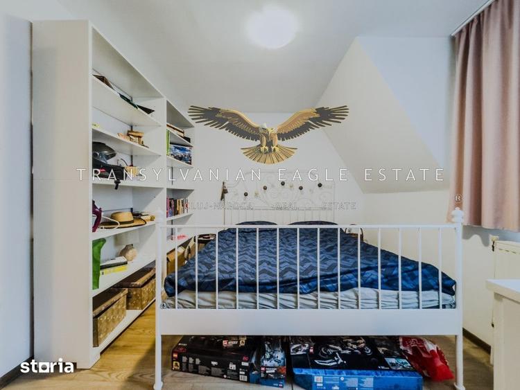 Apartament cu 2 camere semidecomandat, mobilat în Central