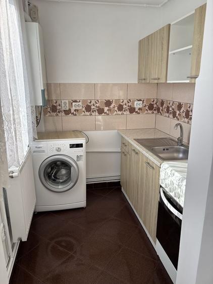 Apartament cu 2 camere nedecomandat în Central