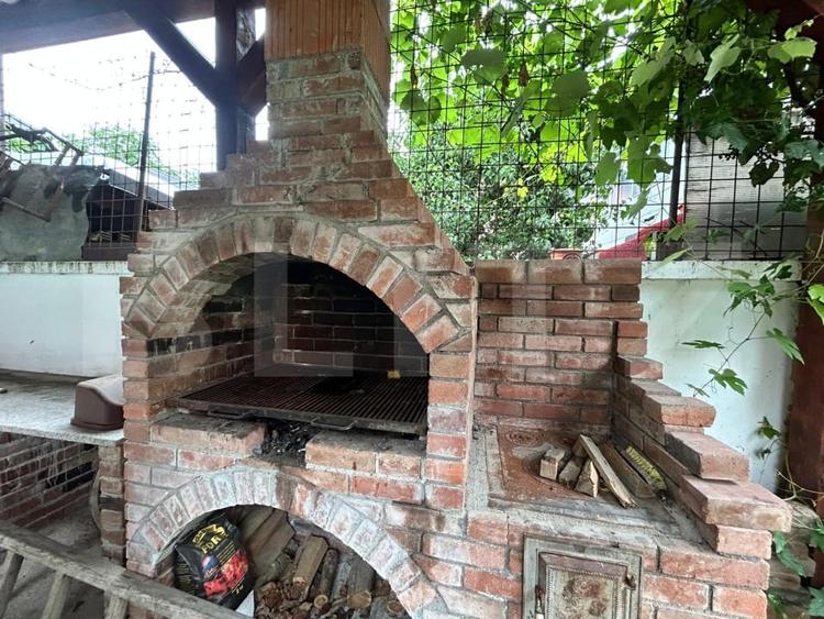 Spațiu comercial, de 120 mp, în Salva