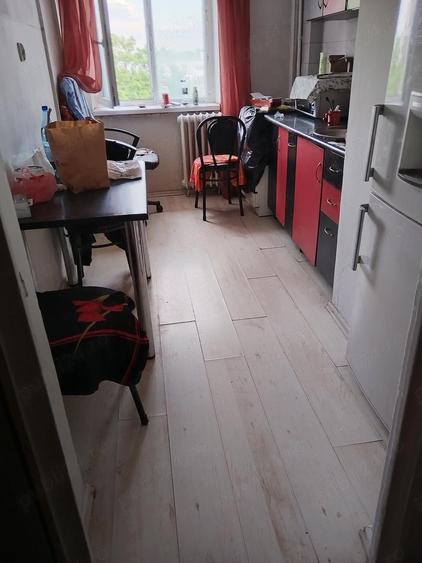 Apartament cu 2 camere semidecomandat în Crângași