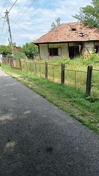 Teren de 1512 mp, în Central
