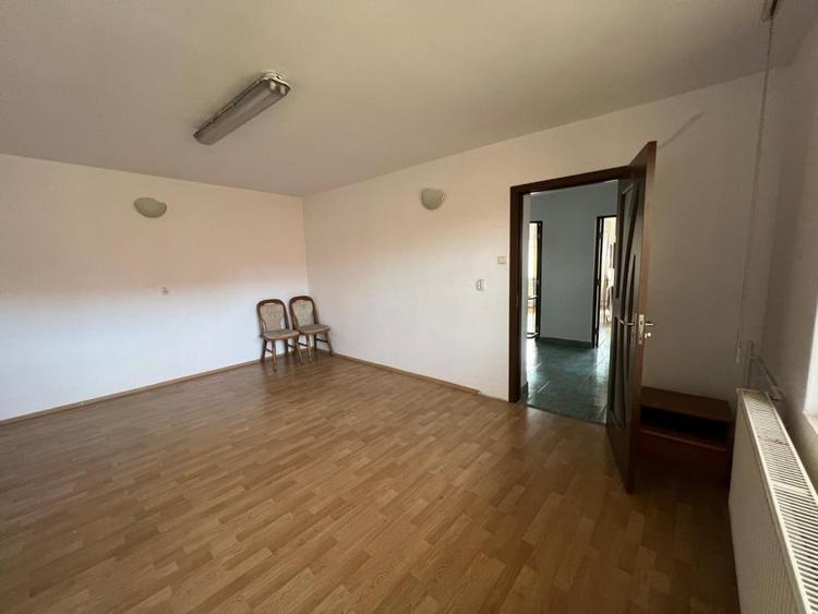 Casă individuală cu 5 camere cu Canalizare în Gheorgheni