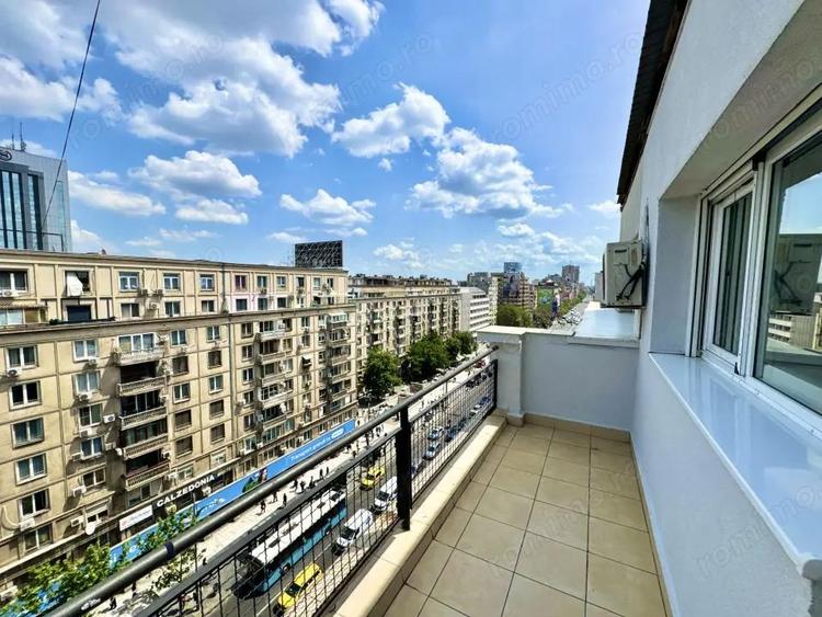 Apartament cu 4 camere semidecomandat, mobilat în Romană