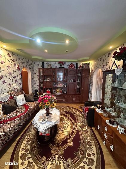 De vanzare apartament cu 3 camre si balcon, etaj intermediar 55000euro - 1