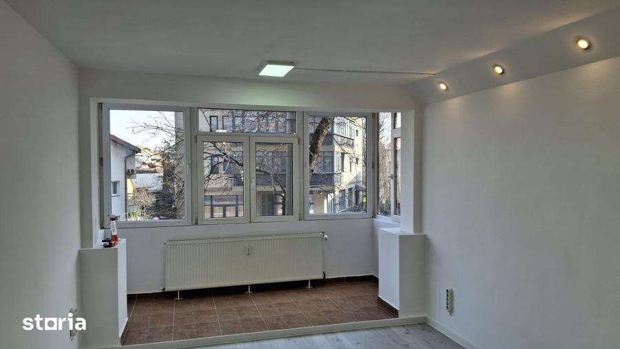 Apartament cu 2 camere semidecomandat în Colentina