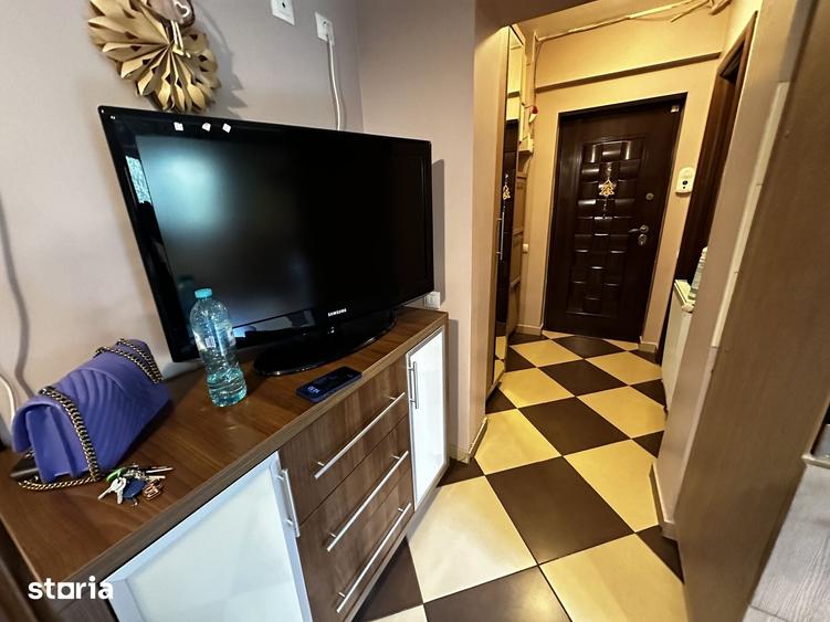 Apartament cu 3 camere decomandat în Centrul Civic