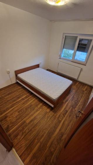 Vând apartament 3 camere, decomandat, in Iasi, Galata 1 (str.Vamasoaia) - 7