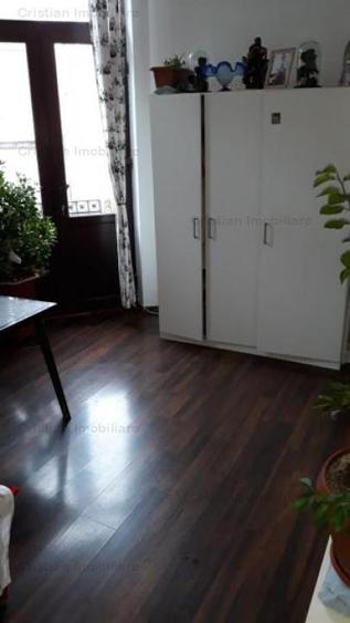 Casă cu 5 camere cu Canalizare în Apollo