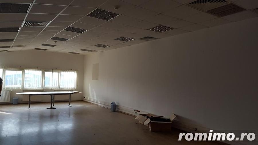 Spațiu comercial, de 2,750 mp, în Militari