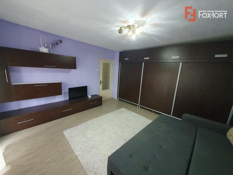 Apartament cu 2 camere decomandat, mobilat în Steaua