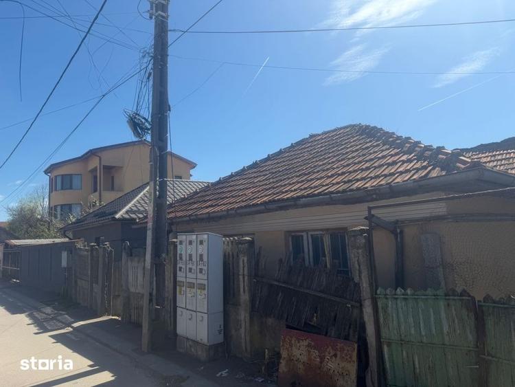 Casă cu 3 camere cu Teren 240 Mp în Brestei