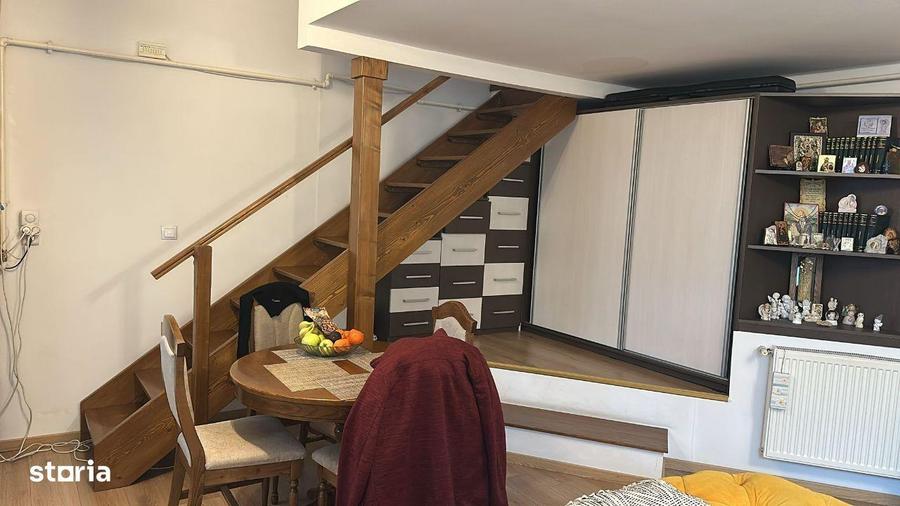Apartament cu 2 camere, mobilat în Central