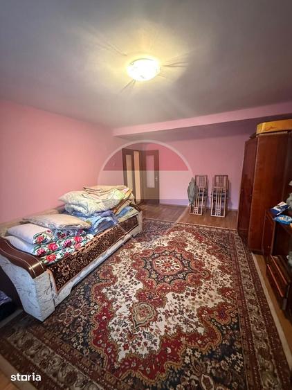 Casă cu 4 camere cu Teren 7700 Mp în Copalnic