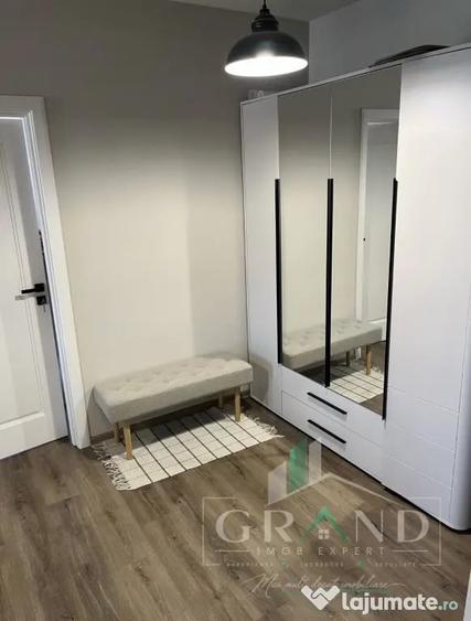 Apartament cu 2 camere decomandat în Chinteni
