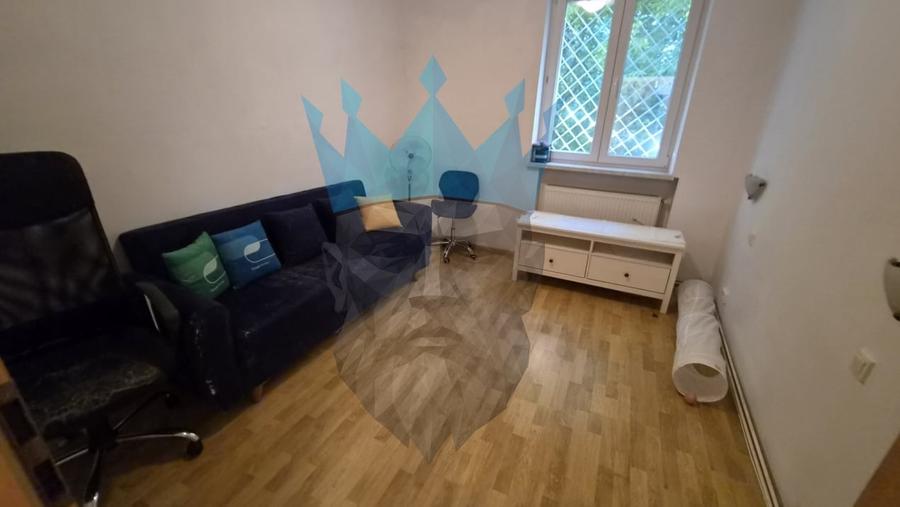 Birou, de 47.919998168945 mp, în P-ța Victoriei